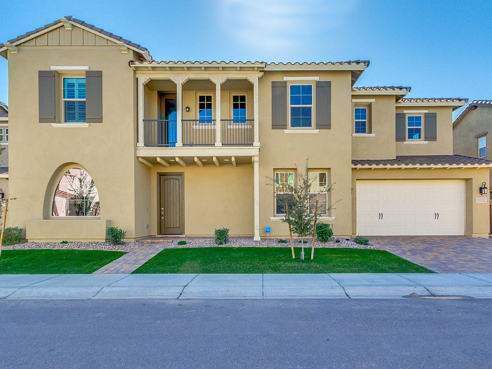 1st image of 909 W Glacier Dr