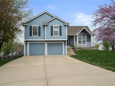 1042 Crimson Ct, Liberty, MO, 64068