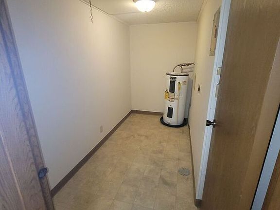 5th image of 446 Cedargate Ct #446