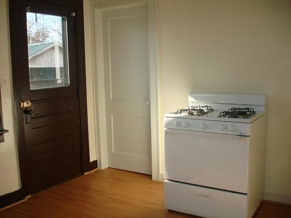 5th image of 115 Richardt Ave