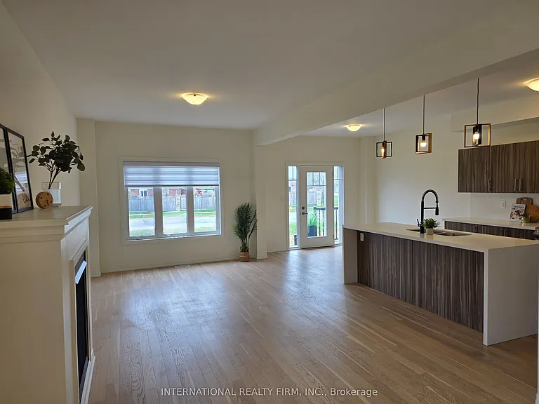 23 Harvest Cres — Photo 8