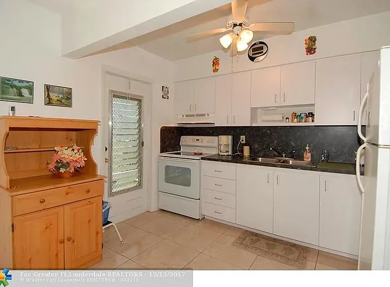 2702 Pierce St #8 — Photo 9