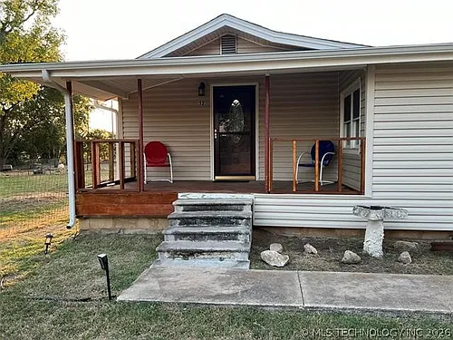 52 Blossom Dr Photo 1