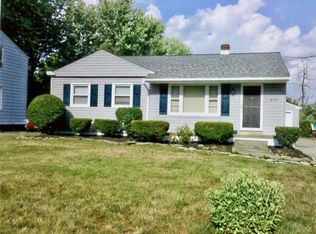 438 10th St, Struthers, OH 44471