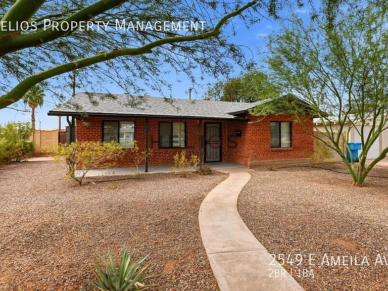 2549 E Amelia Ave — Photo 4