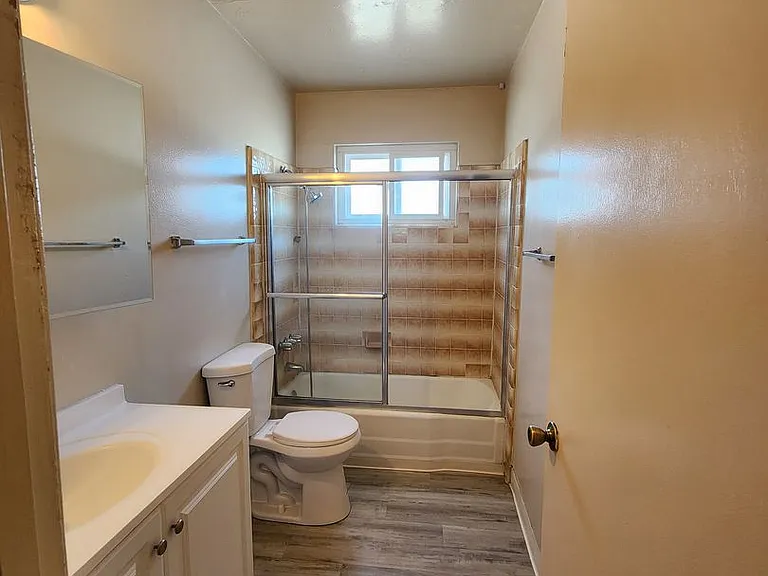 350 - 2905 Old Almaden Rd — Photo 14
