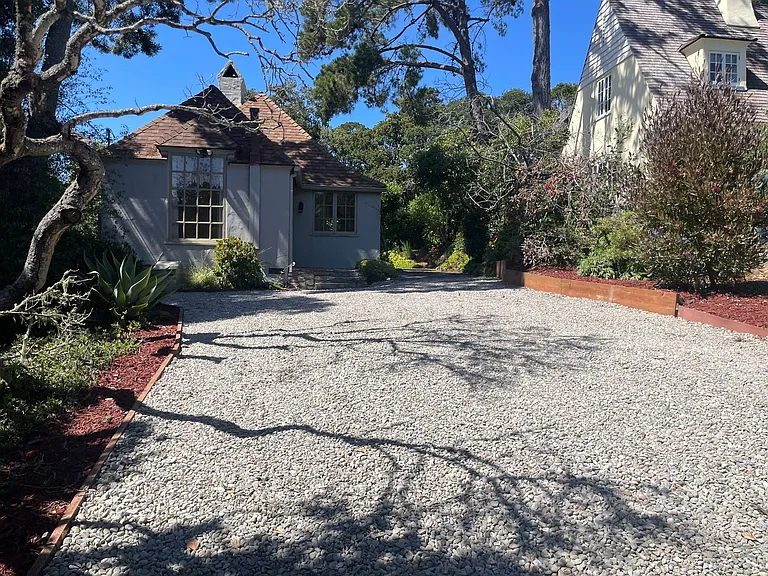 Ocean 2 Nw Santa Rita — Photo 1