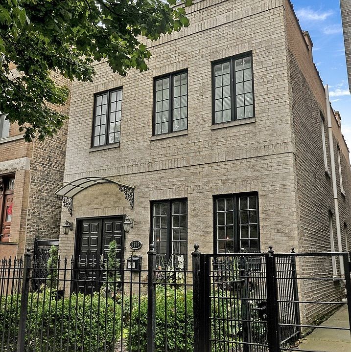 1st image of 2319 W Dickens Ave