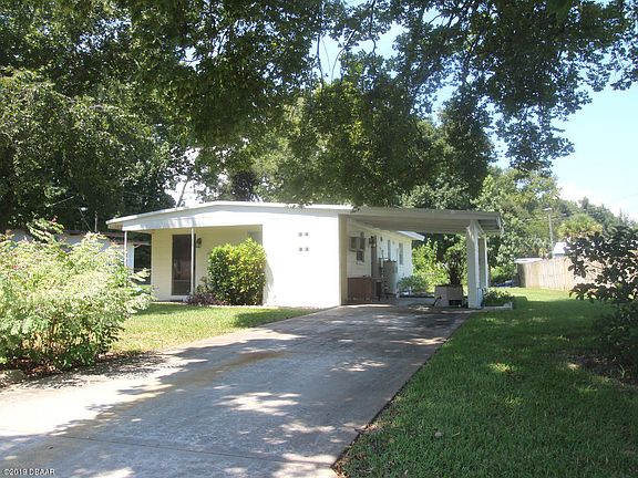 3rd image of 400 Dorothy Ave