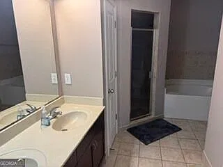 2 bed, 2.0 bath, 1082 sqft, $1,700 — Photo 3