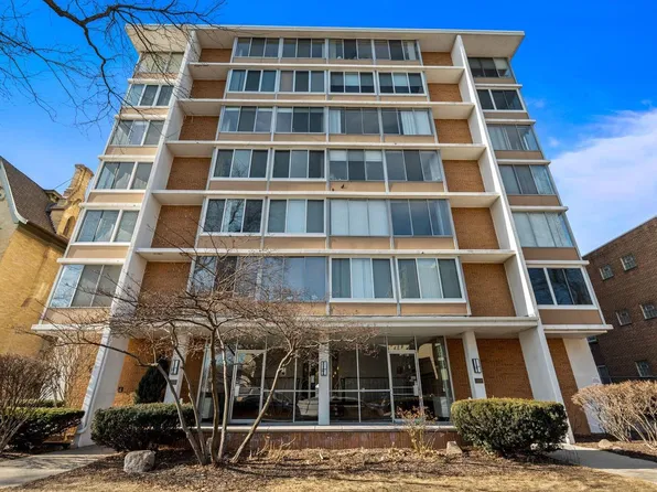 1409 North Prospect AVENUE #304, Milwaukee, WI 53202