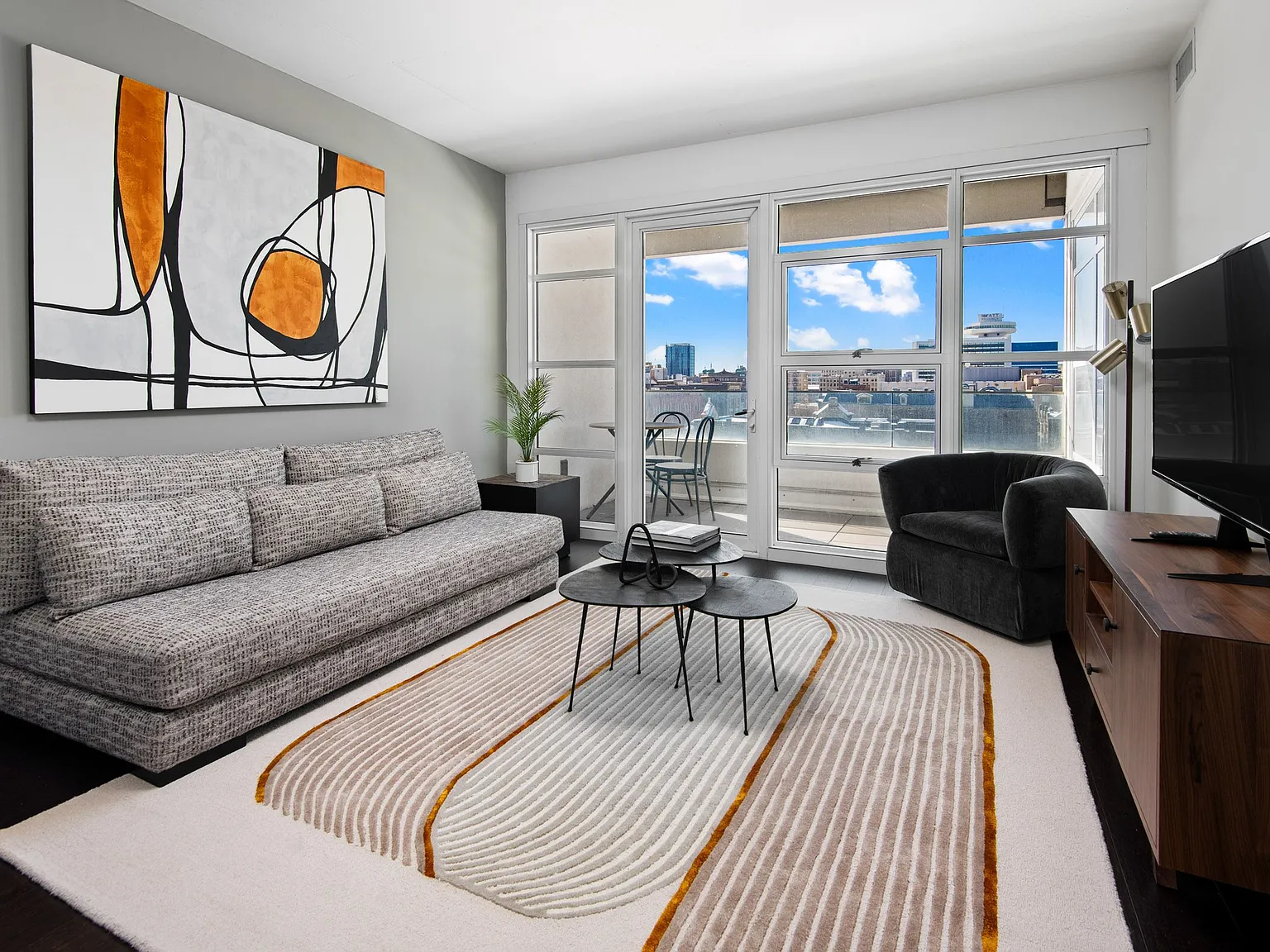 The Moderne — Photo 3