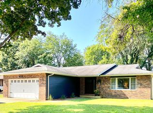 22 Sarah Ave, Springfield, IL 62703