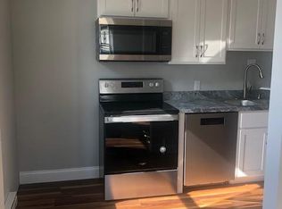 3 N 9th St #2, Akron, PA 17501