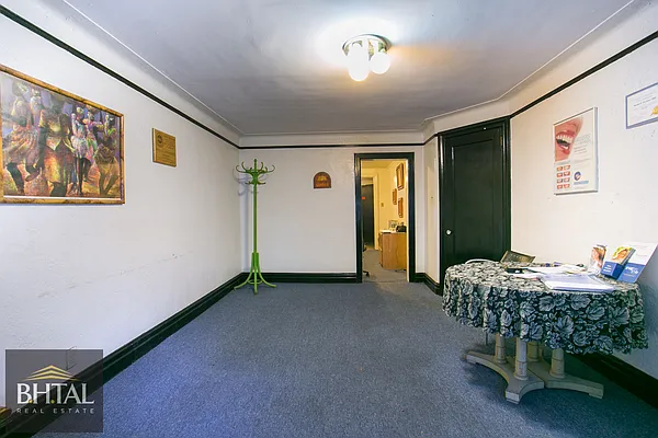 Sold by B.H. TAL Real Estate | media 9