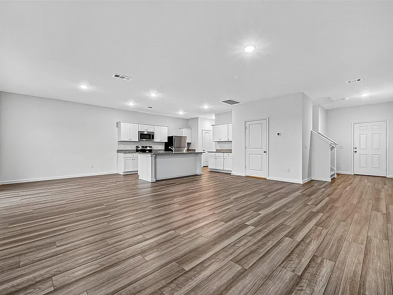 8323 Vacek Crossing Way — Photo 10