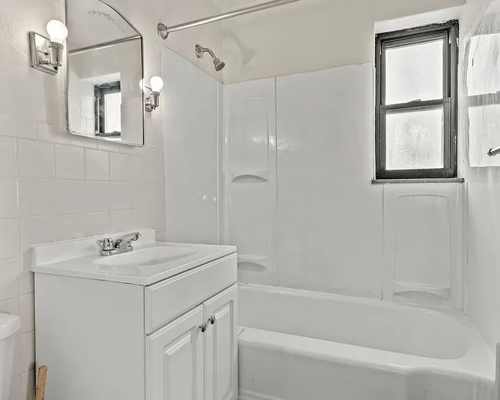 2117 Brownsville Road — Photo 13