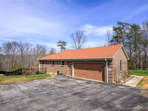 4th image of 3221 Cummins Road