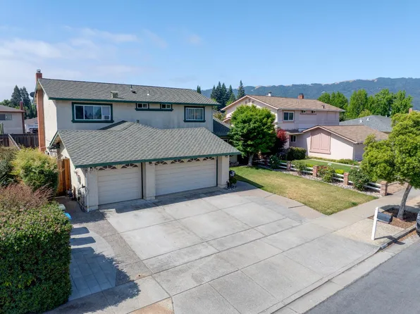 180 Churchill Pl, Gilroy, CA 95020
