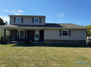 435 E Indian Ridge Trl, Rossford, OH 43460