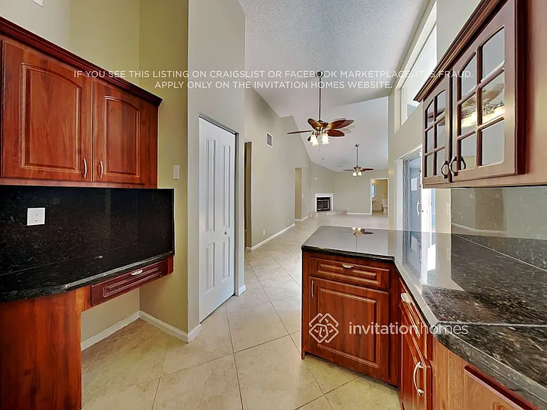 4433 NW 67th Ave — Photo 8