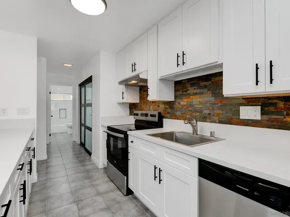 2388 Grand Ave, San Diego, CA 92109