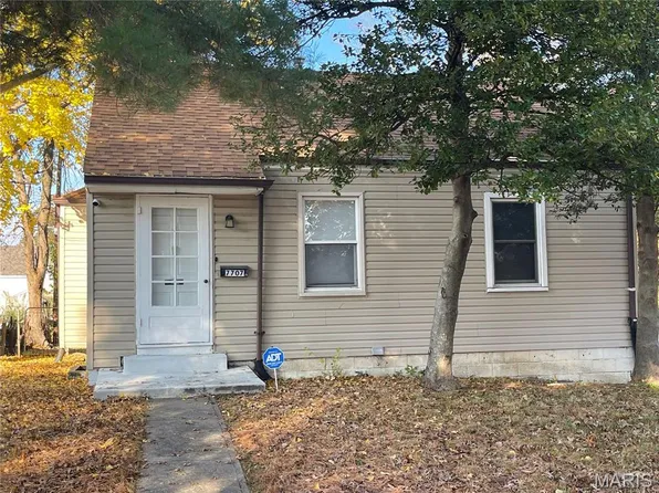 7707 Horatio Dr, Saint Louis, MO 63121