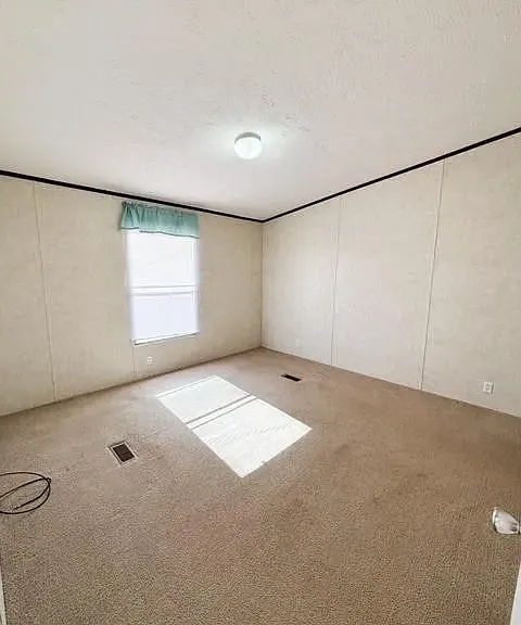 132 Railroad Ave — Photo 7