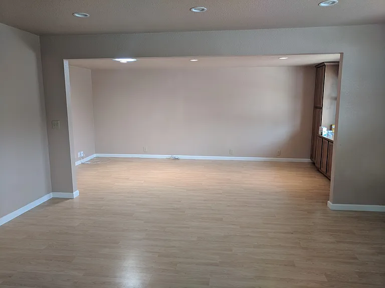 565 Smalley Ave — Photo 6