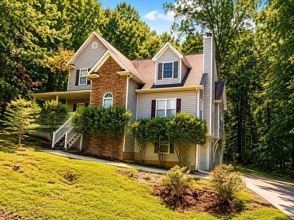 683 Fairview Dr, Dallas, GA 30157