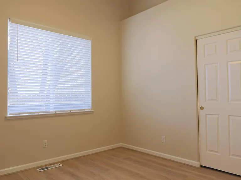 8701 White Fir St — Photo 23