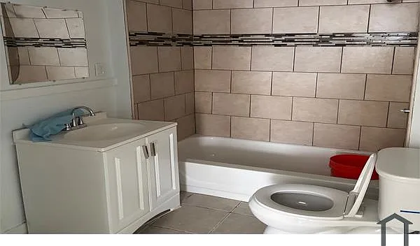 1201 N Lockwood Ave #1 — Photo 7