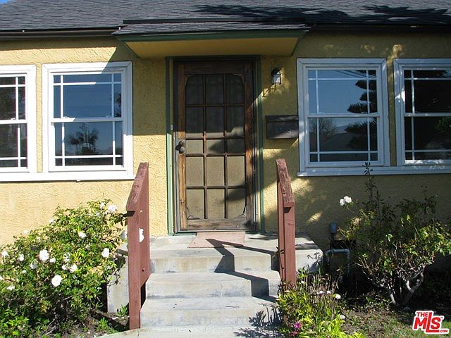 1st image of 8225 Belford Ave
