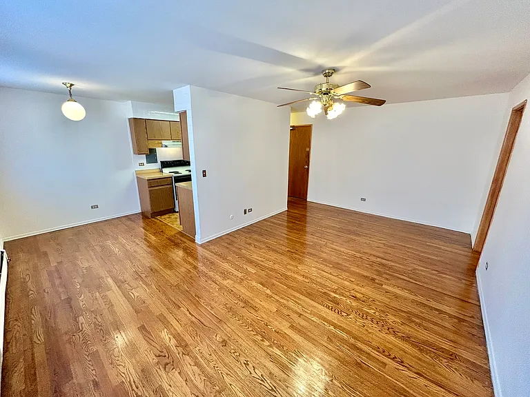531 W Deming Place — Photo 26