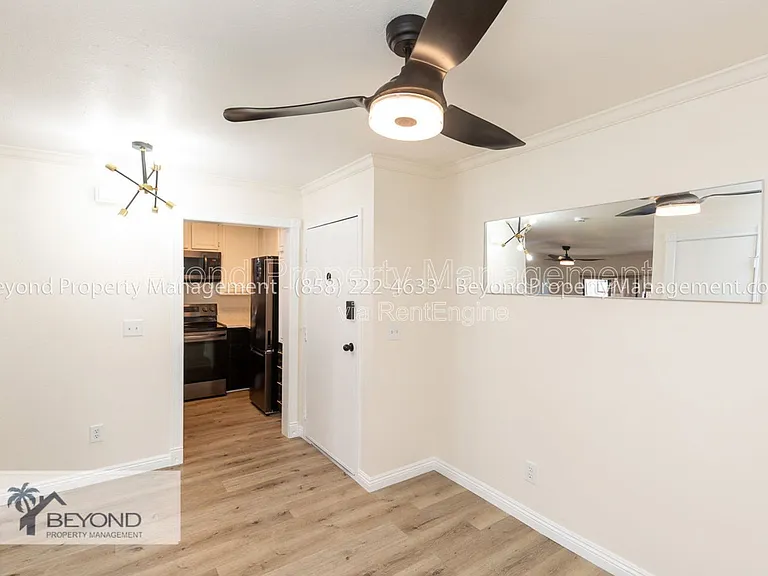 6924 Hyde Park Dr #214 — Photo 8