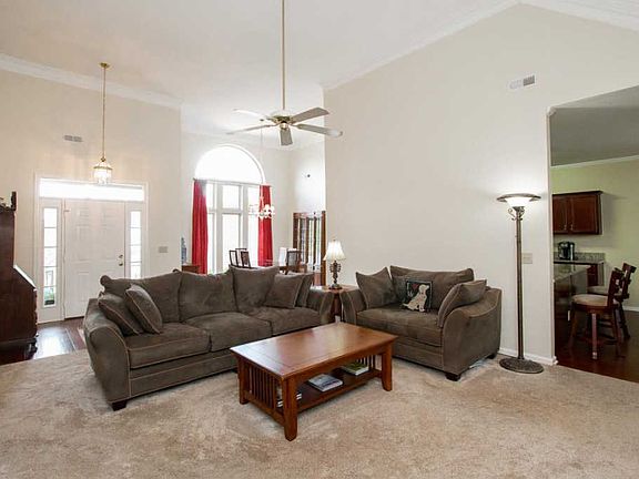 4th image of 6540 Chessington Dr