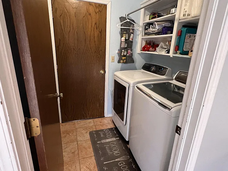 4107 Country Club Dr — Photo 24
