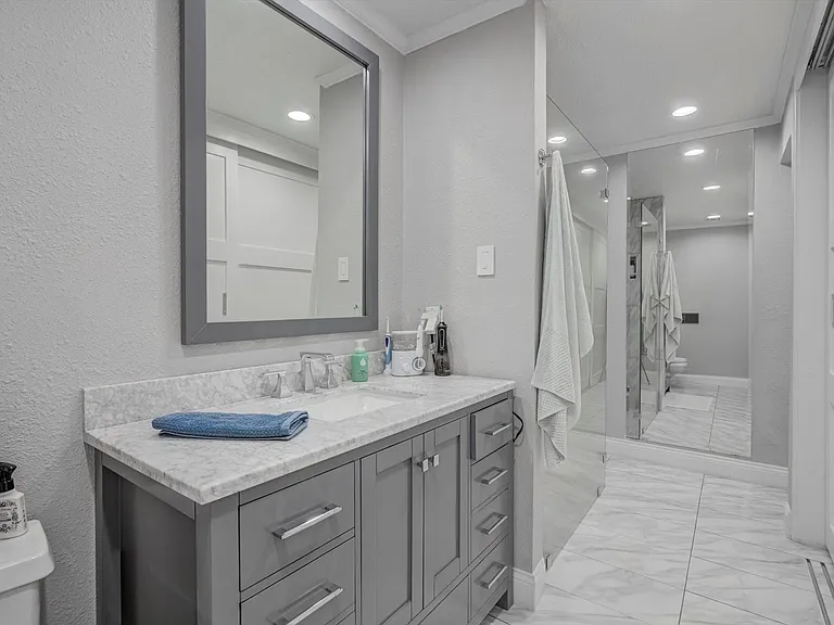22 Winged Foot Dr — Photo 25