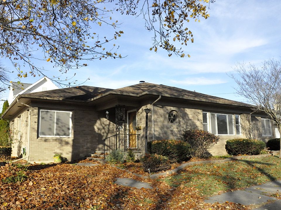 601 5th Ave, Mendota, IL 61342 Zillow