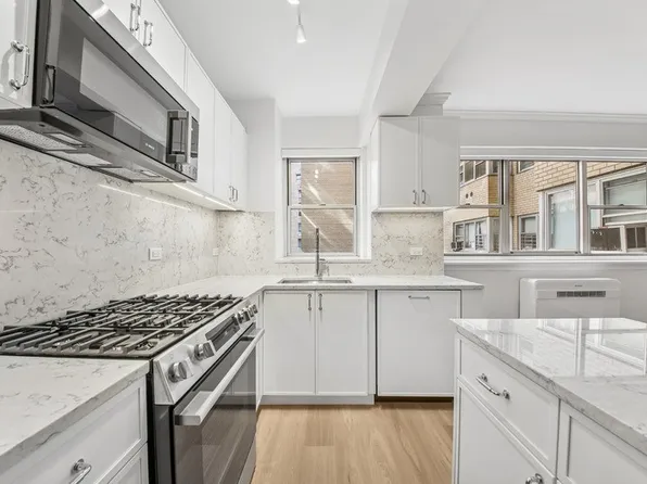 85 East End Avenue image 22 of 26