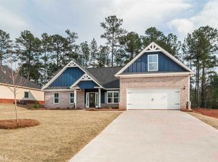 112 Coulter Woods Dr #6, Locust Grove, GA 30248