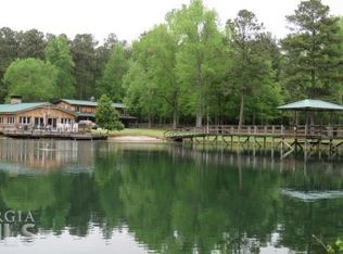 362 Farr Rd, Tyrone, GA 30290