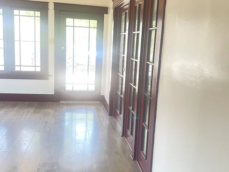 3560 Opal St #FRONT HOUSE — Photo 11