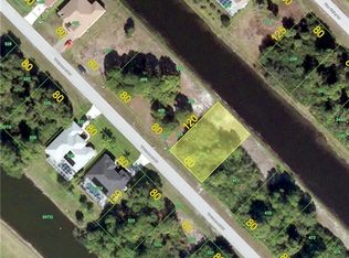 53 Tournament Rd, Rotonda West, FL 33947