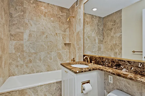 Rented by Corcoran | media 29