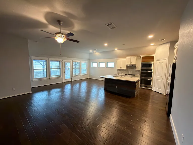 115 Brazil Dr — Photo 13