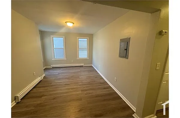 Building Photo - 29 Taylor St #2