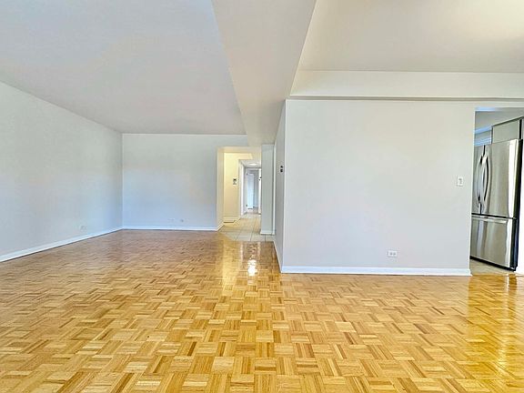 5th image of 5200 Galitz St APT 103