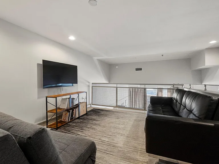 3311 Yupon St #317 — Photo 25