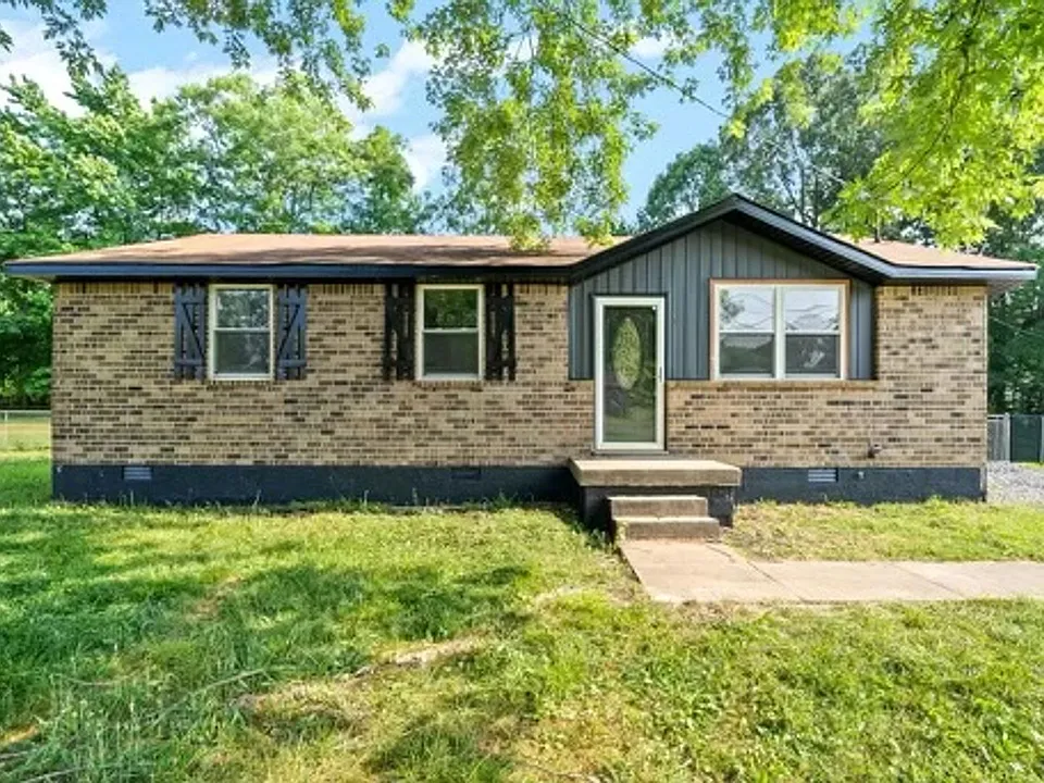 338 Woodale Dr